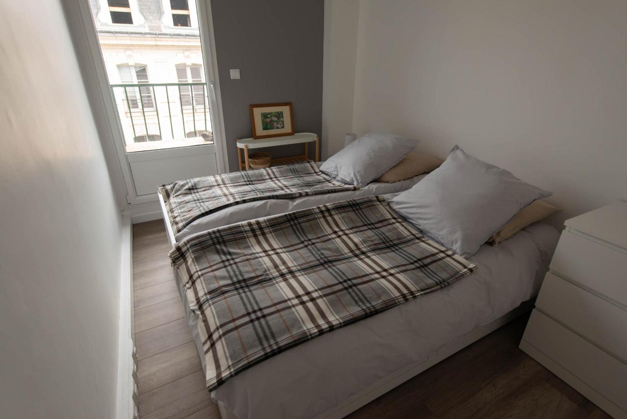 Le Jules Favre Apartment